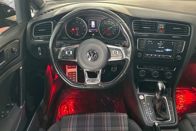 Used 2017 Volkswagen GTI Sport image 17