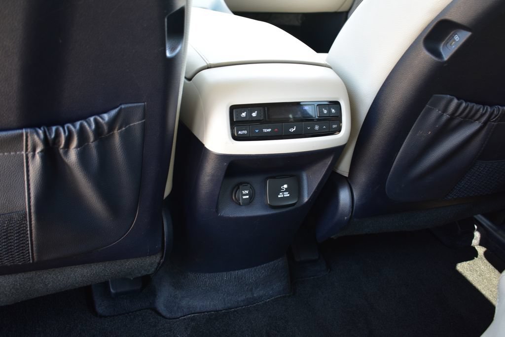 Used 2023 Hyundai Palisade Limited FWD image 25