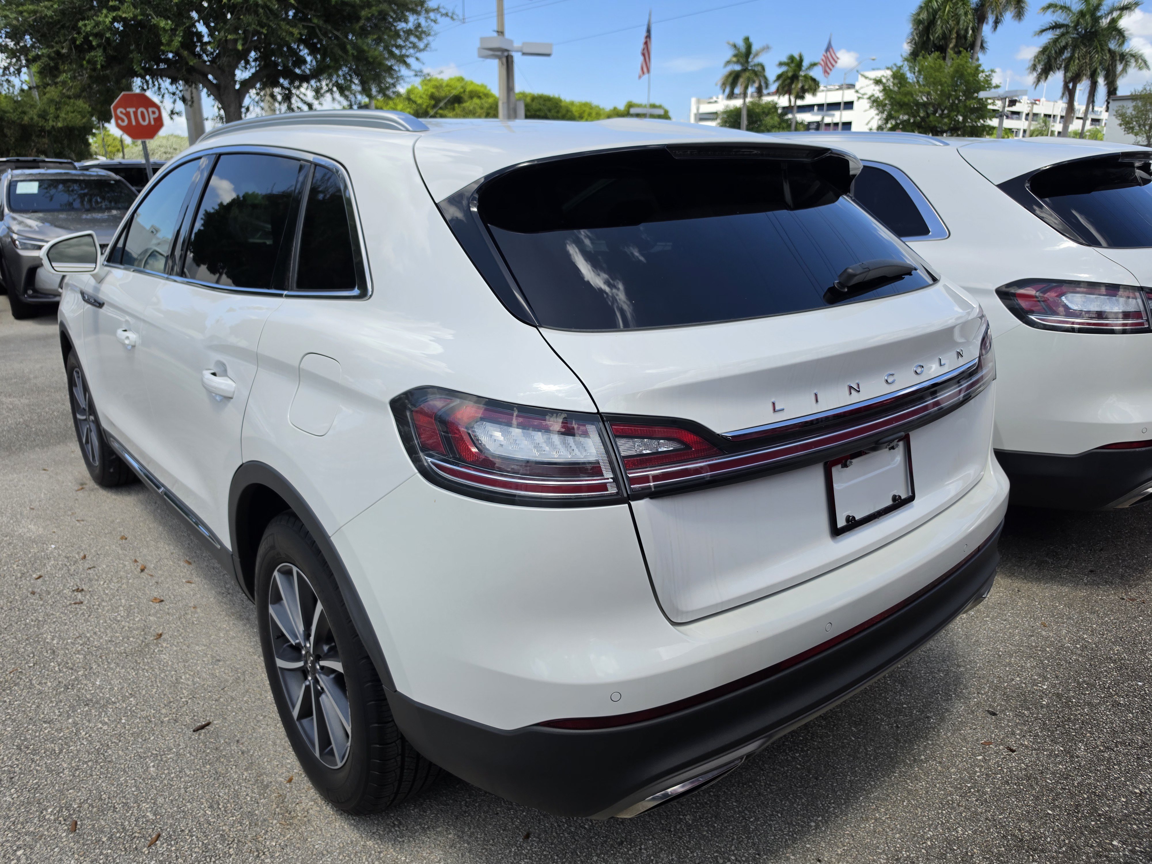 Certified 2024 Lincoln Corsair FWD image 3