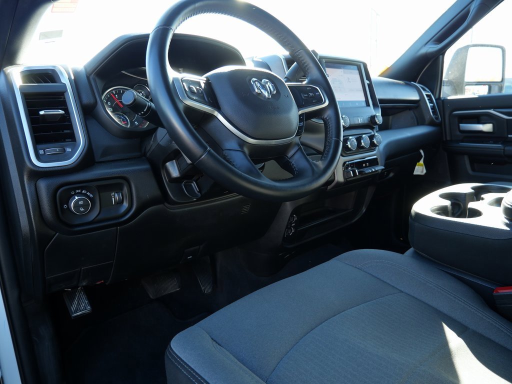 Used 2024 RAM 3500 Big Horn image 12