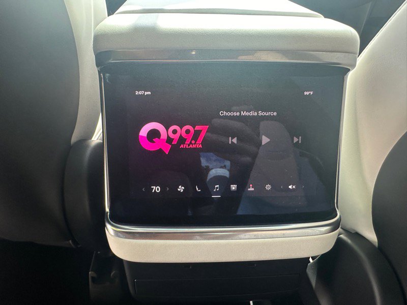 Used 2022 Tesla Model X image 53