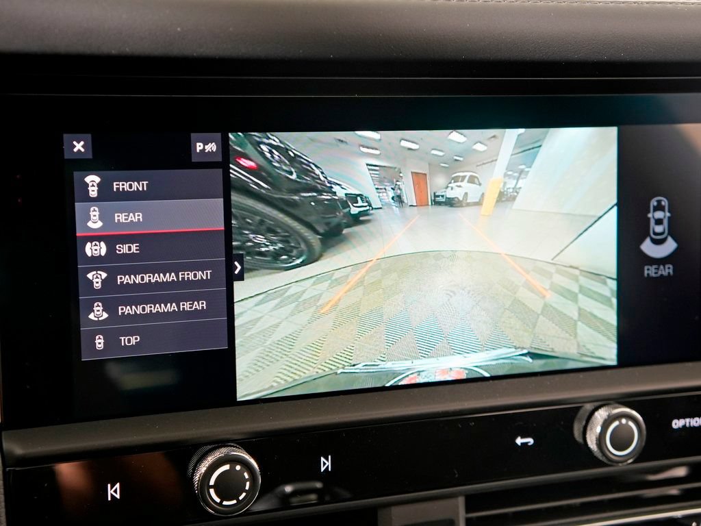 Certified 2026 Porsche Macan AWD/4WD image 26