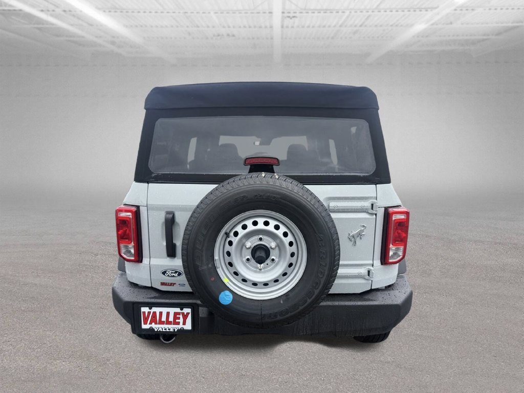 New 2026 Ford Bronco 4-Door AWD/4WD image 4