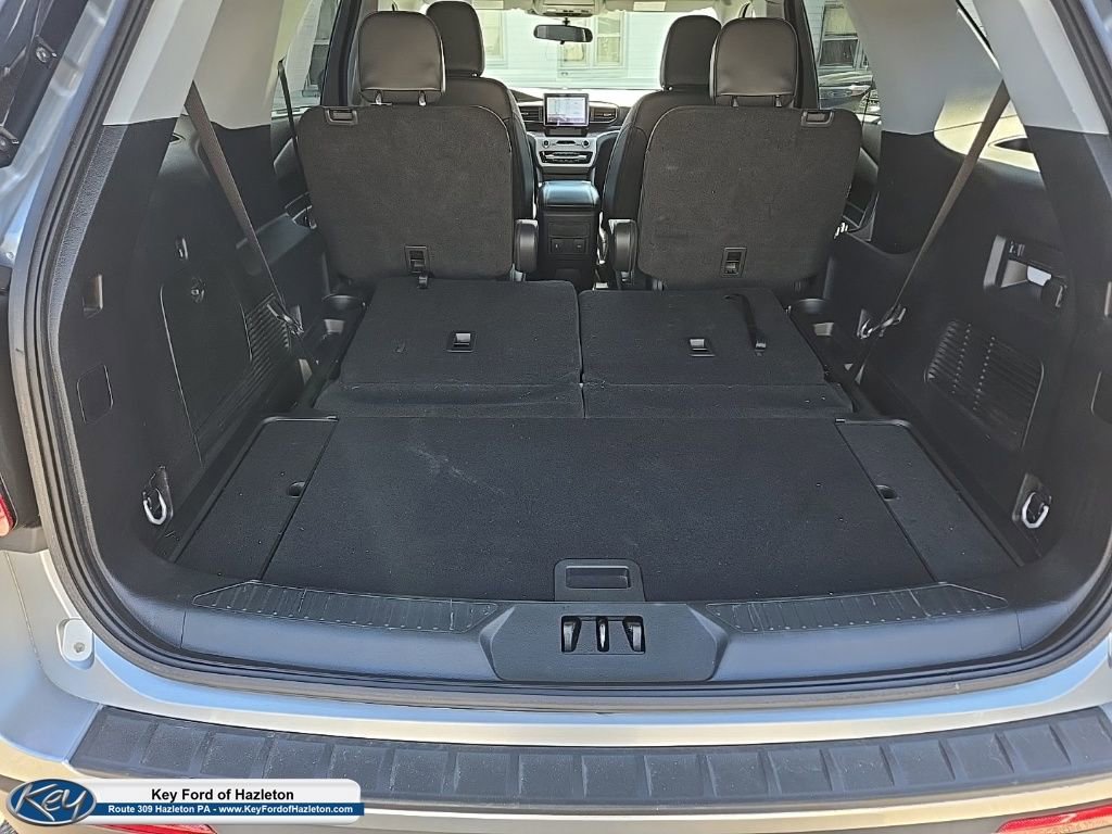 Certified 2023 Ford Explorer XLT w/ Equipment Group 202A image 19