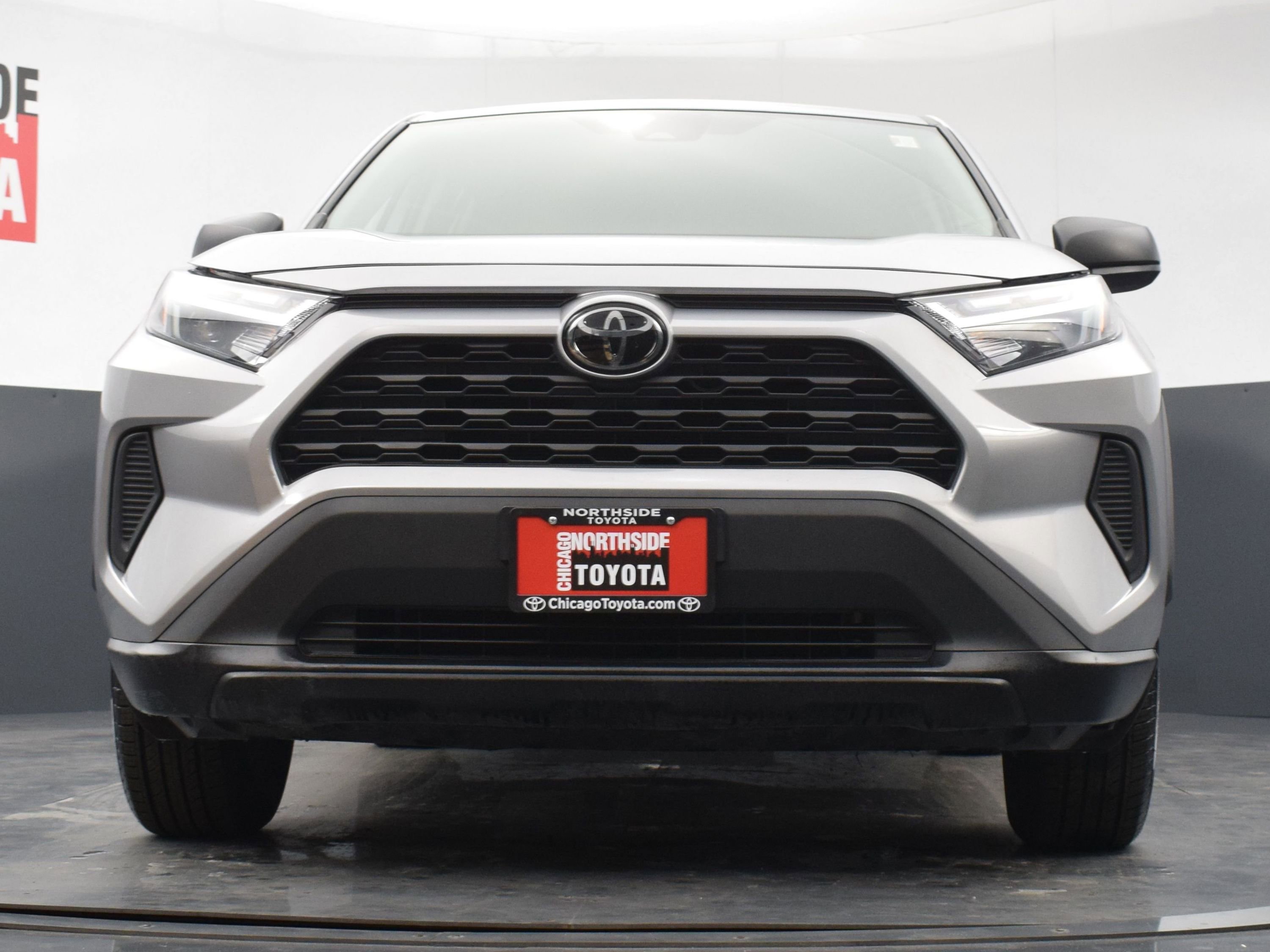 Used 2024 Toyota RAV4 LE image 29