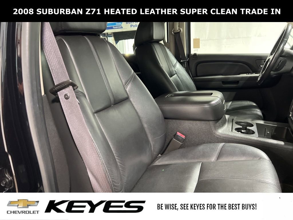 Used 2008 Chevrolet Suburban LT image 24