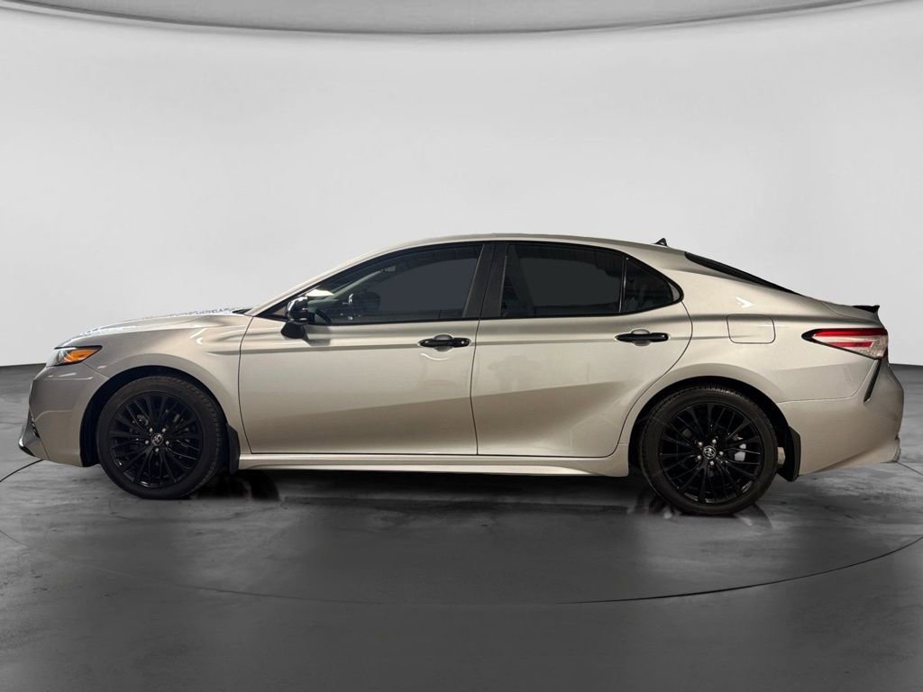 Used 2020 Toyota Camry SE image 8