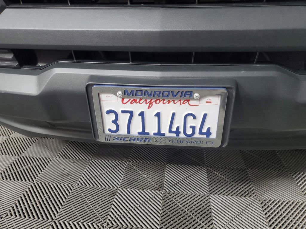 Used 2025 Chevrolet Colorado W/T image 10