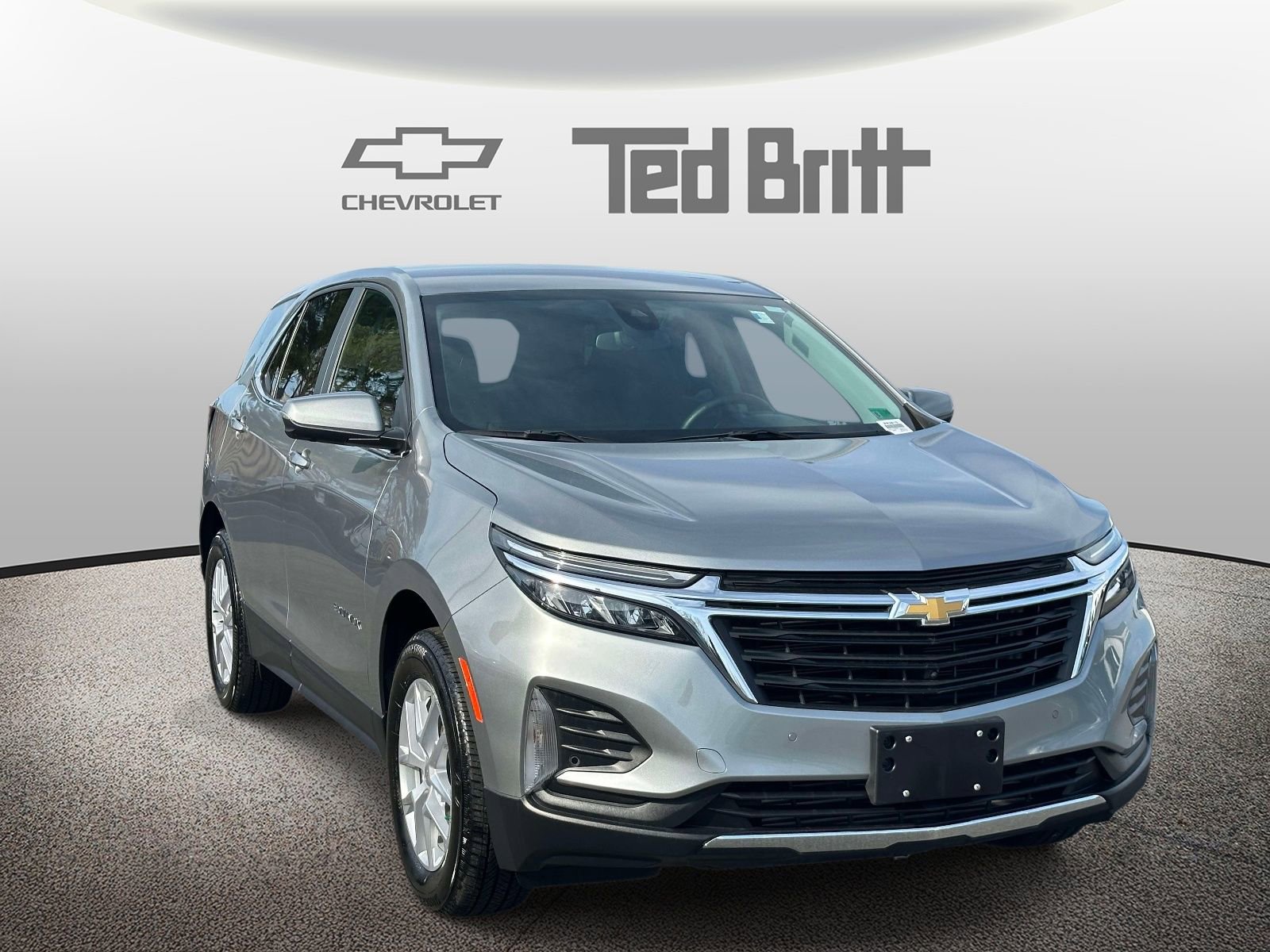 Used 2023 Chevrolet Equinox LT image 3