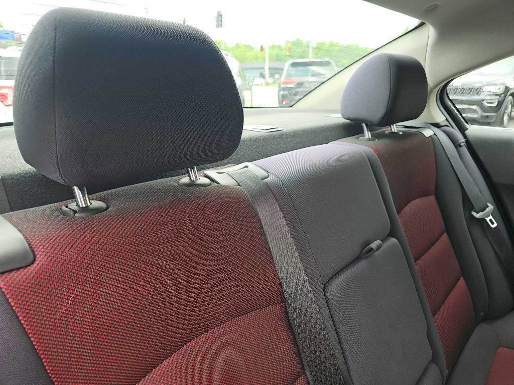 Used 2013 Chevrolet Cruze LT w/ RS Package image 47