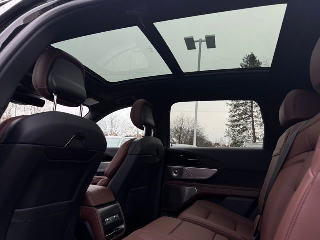 New 2026 Lincoln Nautilus Reserve w/ Jet Appearance Package image 27