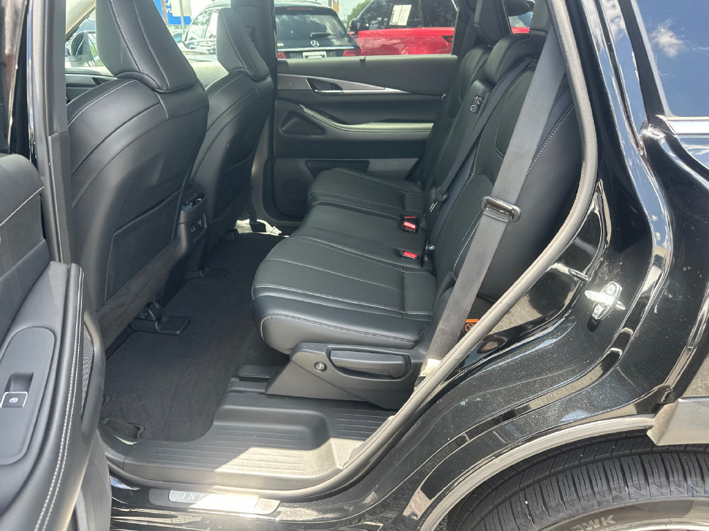Certified 2023 INFINITI QX60 Luxe w/ Cargo Package FWD image 17