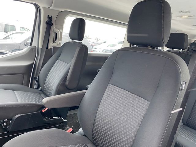 Used 2023 Ford Transit 350 XLT image 4