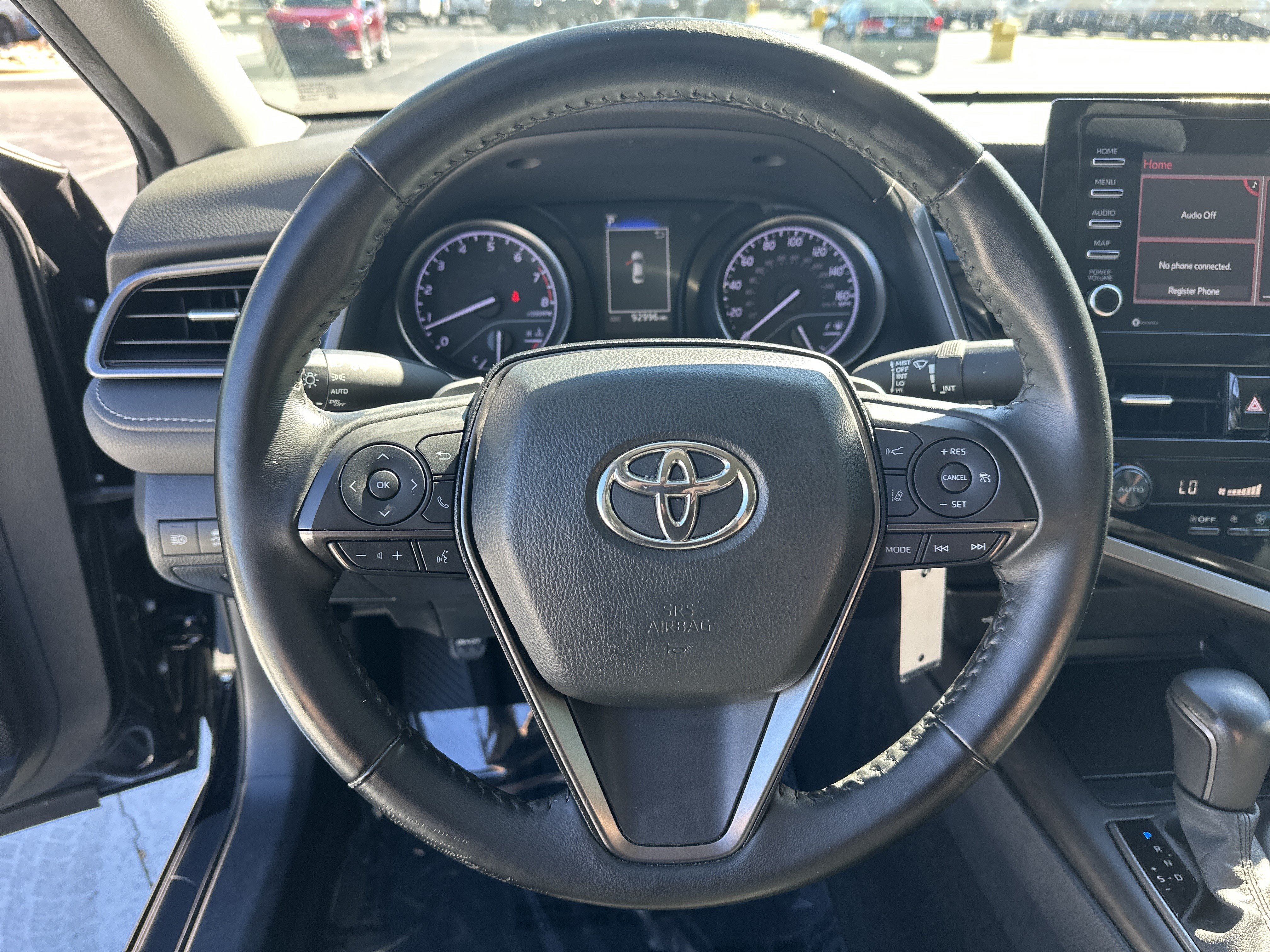 Used 2023 Toyota Camry SE FWD image 18