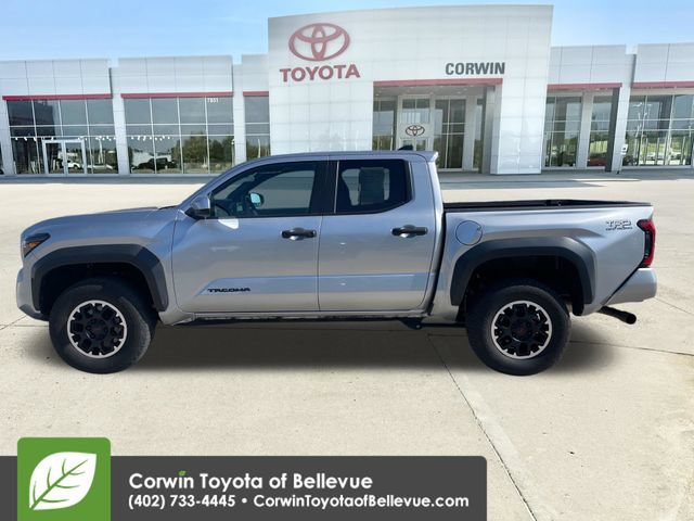 Used 2024 Toyota Tacoma TRD Off-Road AWD/4WD image 2