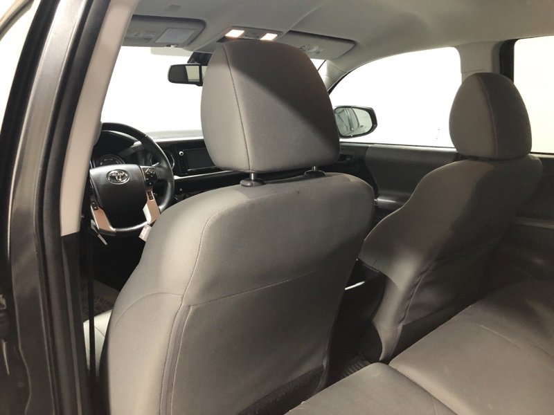 Used 2019 Toyota Tacoma SR5 image 15