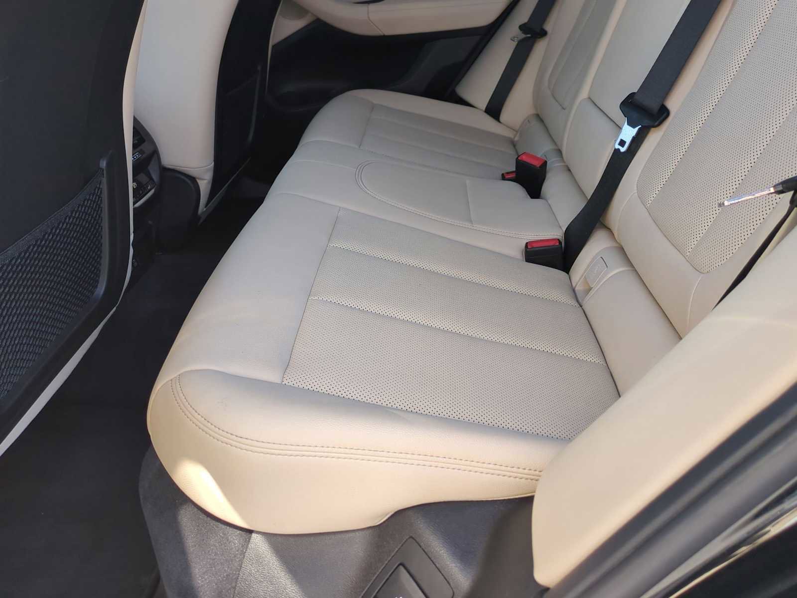 Used 2024 BMW X3 sDrive30i w/ Premium Package w/ZPA image 26
