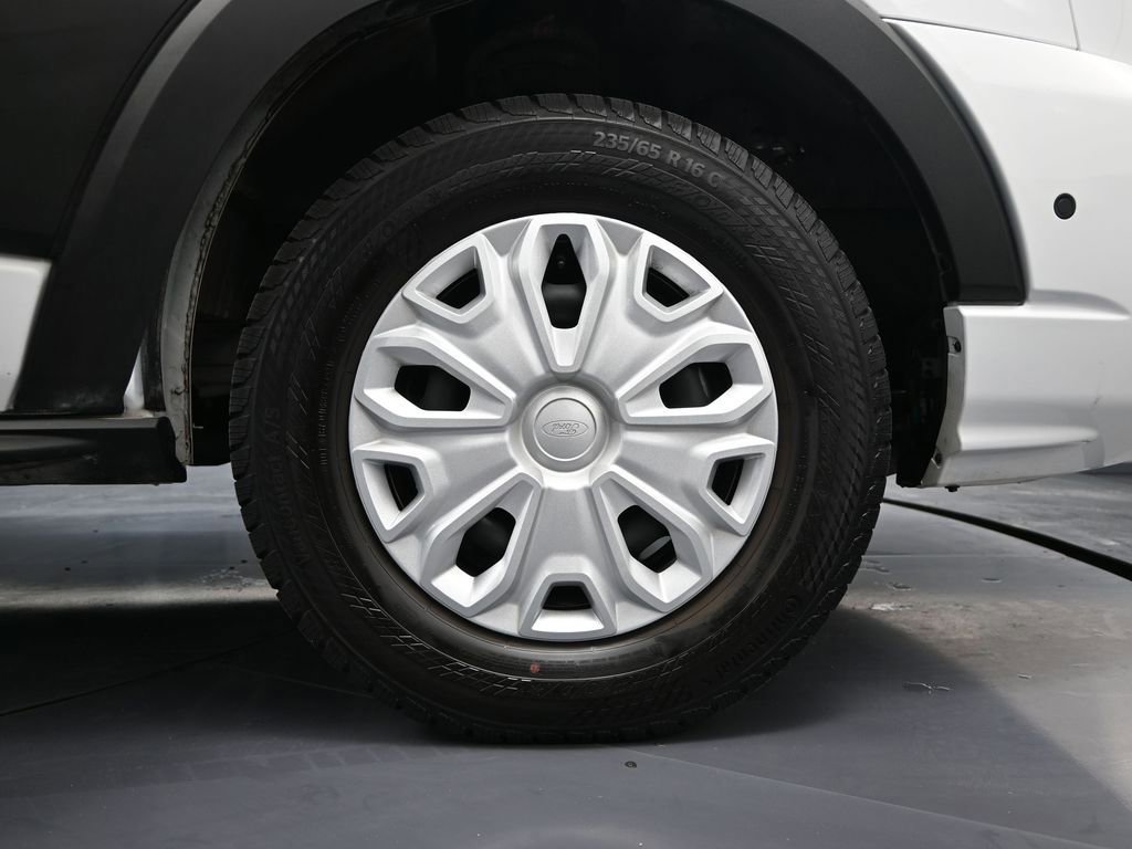 Used 2025 Ford Transit 350 XLT image 15