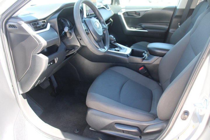 Certified 2023 Toyota RAV4 LE AWD/4WD image 11