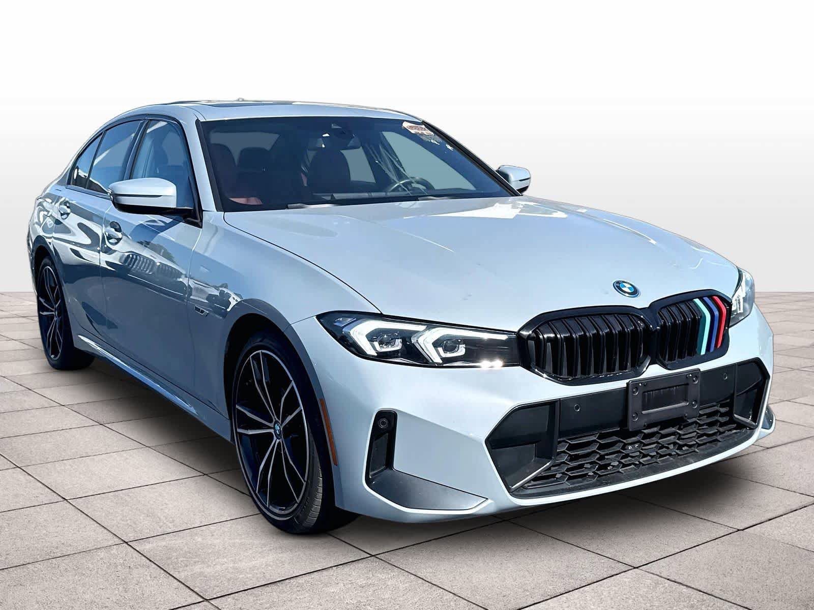Used 2023 BMW 330e w/ M Sport Package RWD image 3