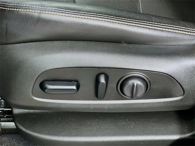 Used 2021 GMC Terrain SLT image 11