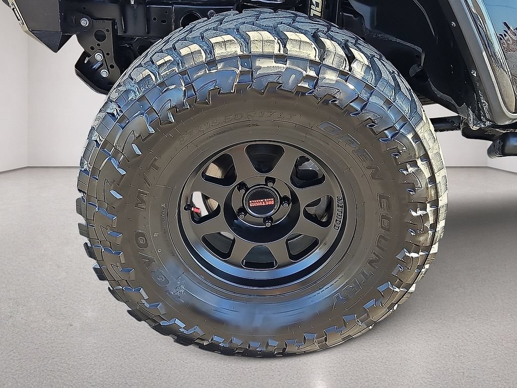 Used 2021 Jeep Gladiator Rubicon AWD/4WD image 13