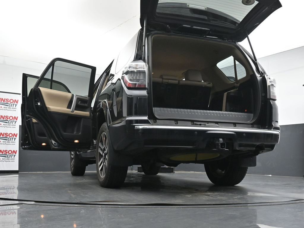 Used 2014 Toyota 4Runner Limited image 30