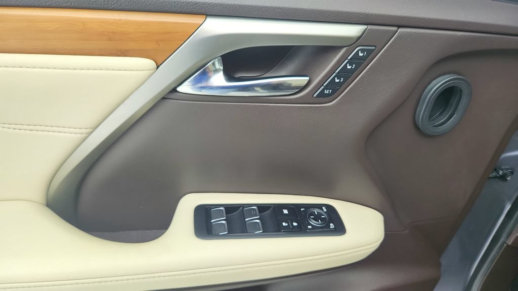 Used 2019 Lexus RX 350 FWD w/ Premium Package image 23
