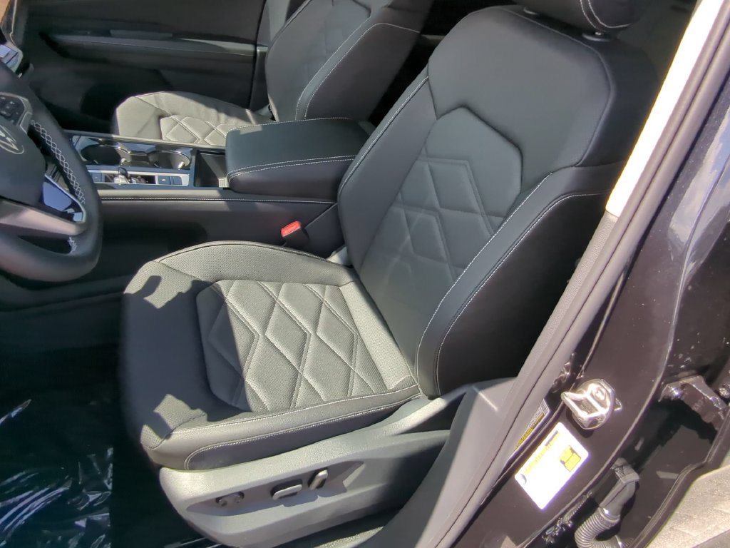 New 2026 Volkswagen Atlas SE FWD image 21