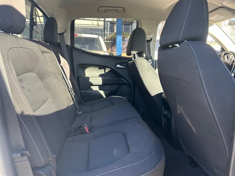 Used 2022 Chevrolet Colorado LT w/ LT Convenience Package RWD image 8