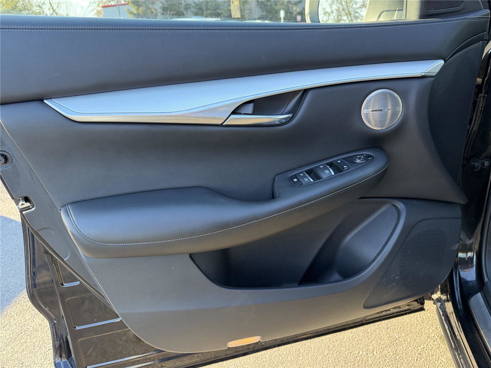 Used 2019 INFINITI QX50 Essential w/ Premium Audio Package image 12