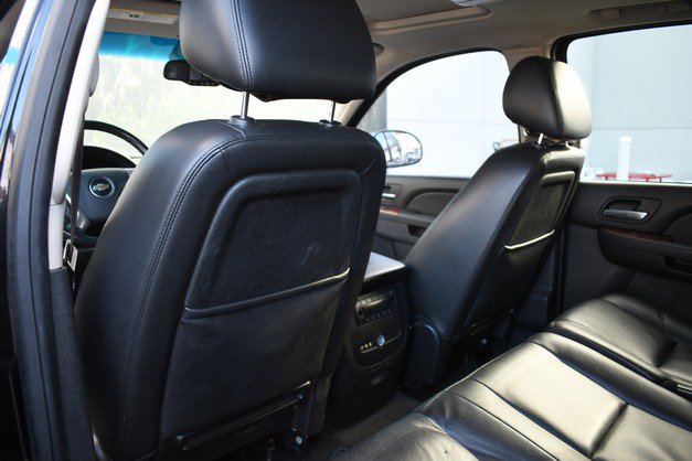 Used 2013 Chevrolet Suburban LTZ image 22