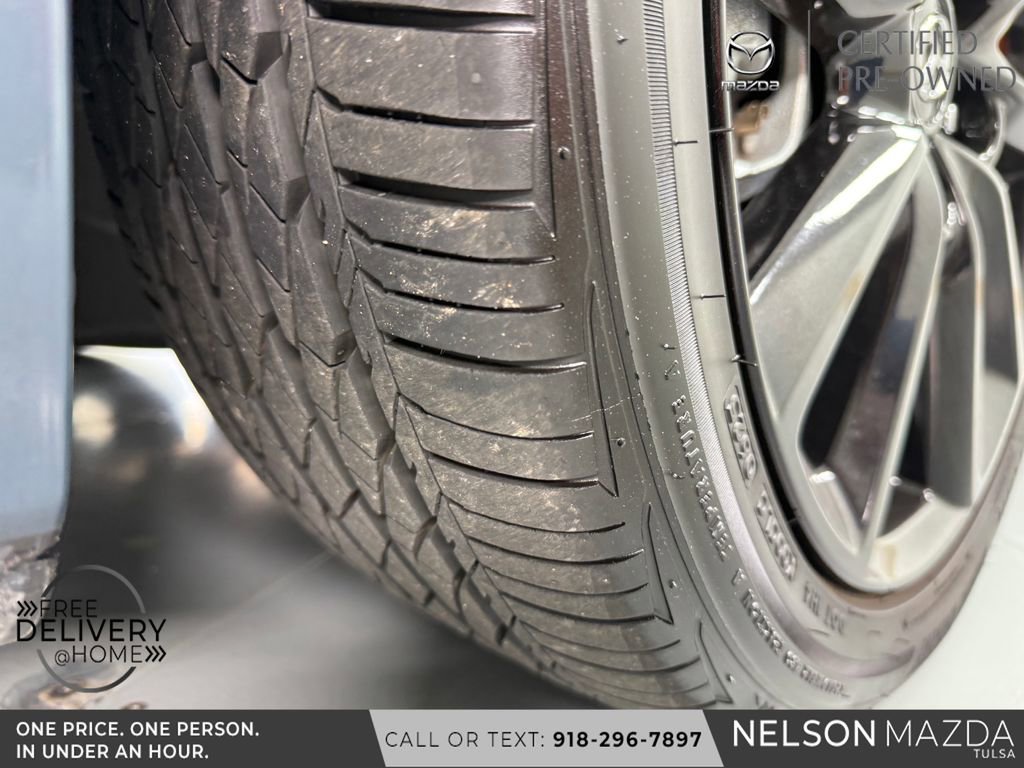 Certified 2025 MAZDA MAZDA3 Carbon AWD/4WD image 12