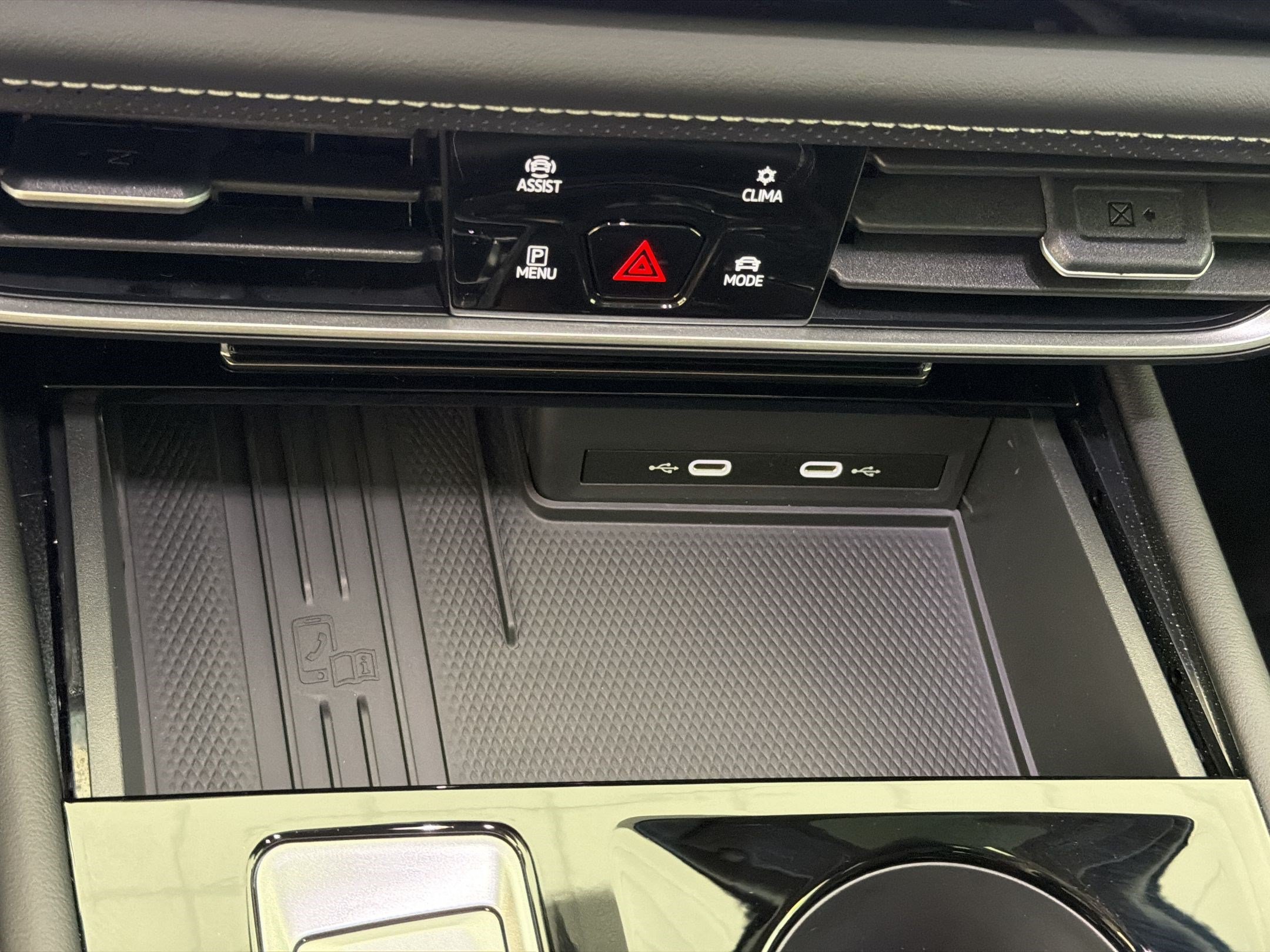 New 2026 Volkswagen Atlas SE FWD image 25