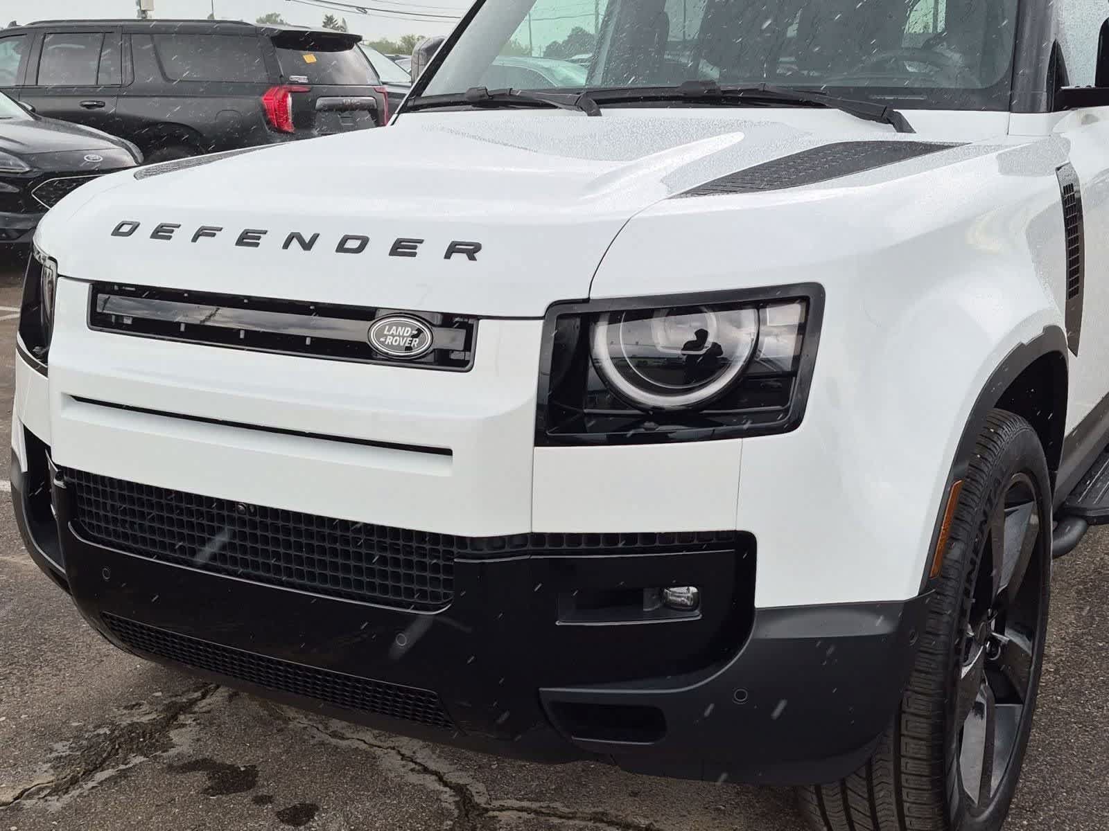 New 2026 Land Rover Defender 130 S AWD/4WD image 10