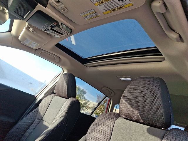 Used 2025 Subaru Outback Premium w/ Popular Package #1A image 16