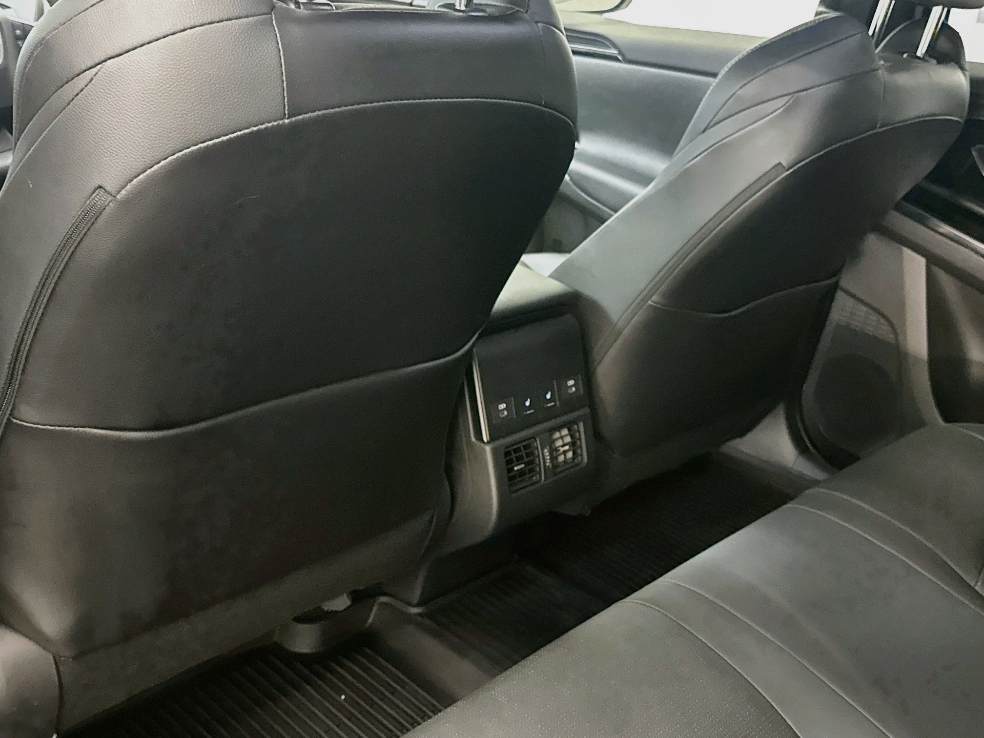 Used 2023 Subaru Solterra AWD image 28