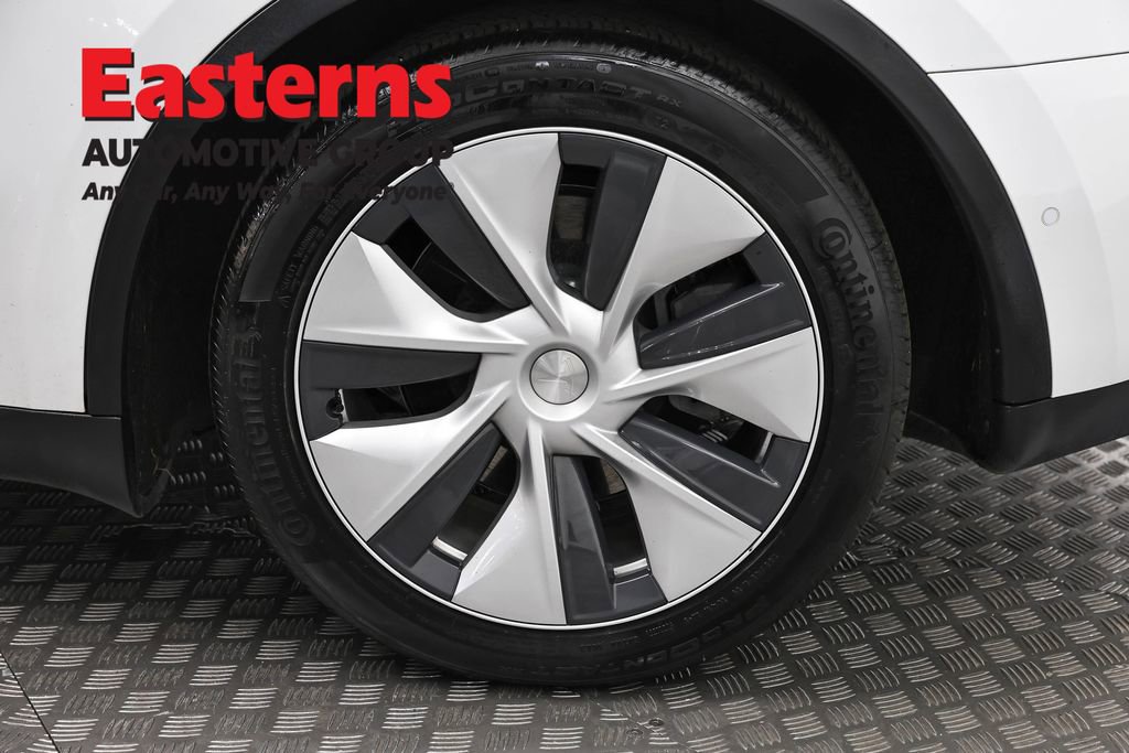 Used 2021 Tesla Model Y 2WD image 28