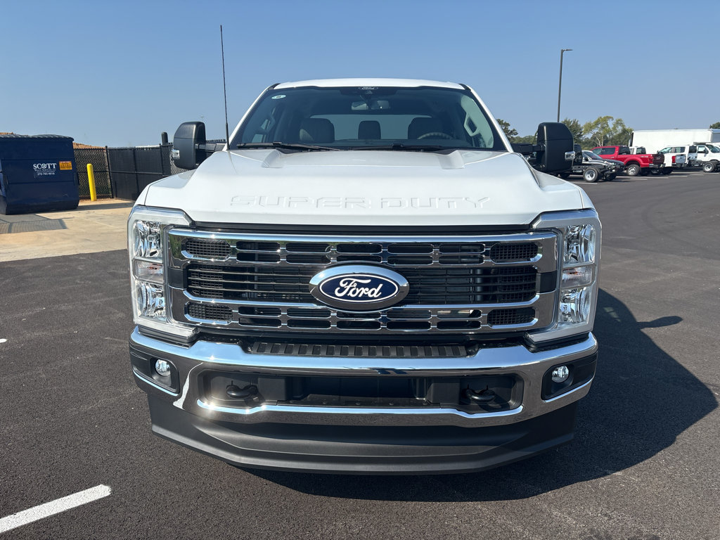 New 2027 Ford F250 XLT AWD/4WD image 2