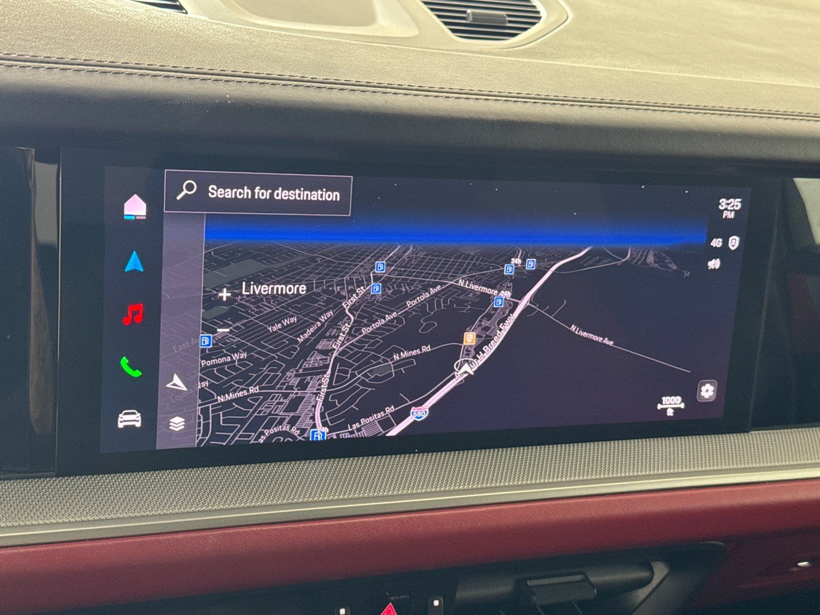 Certified 2024 Porsche Cayenne AWD/4WD image 19