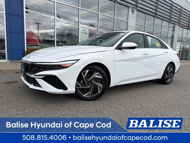 Certified 2024 Hyundai Elantra SEL w/ Convenience Package
