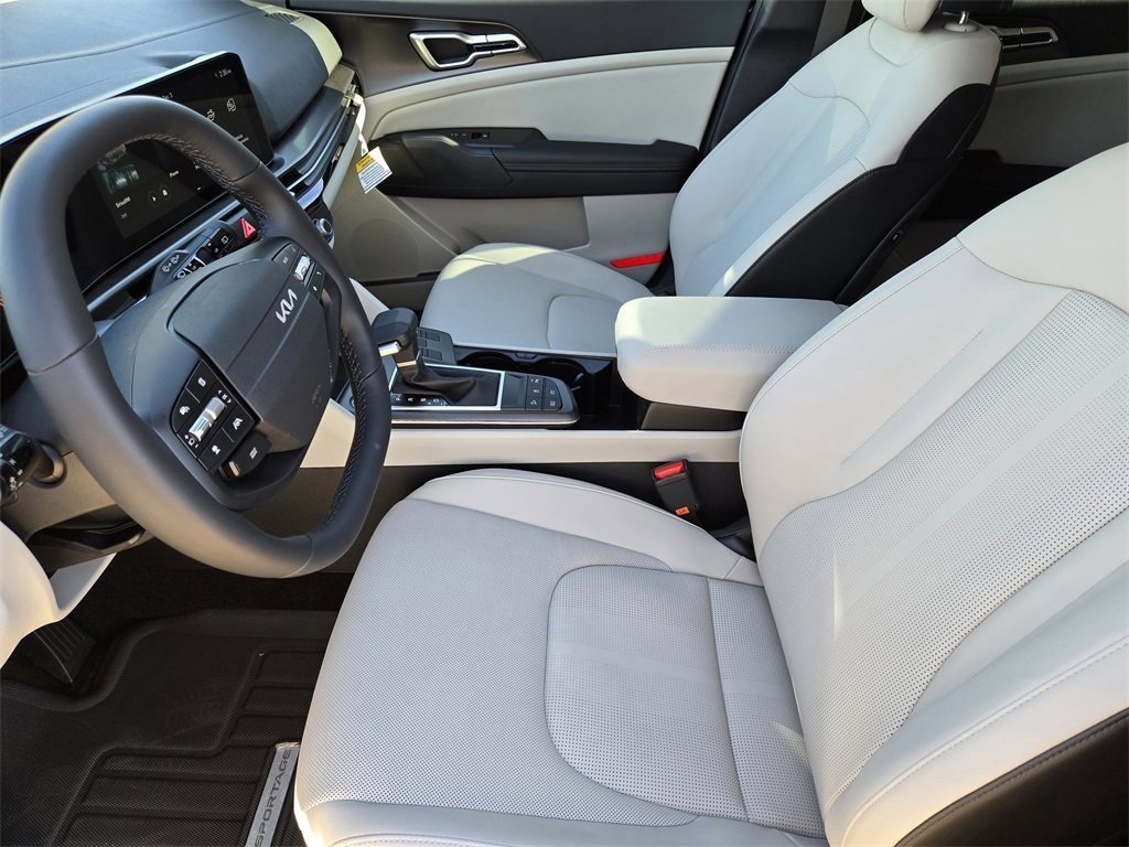 New 2026 Kia Sportage EX w/ EX Panorama Roof Package image 21