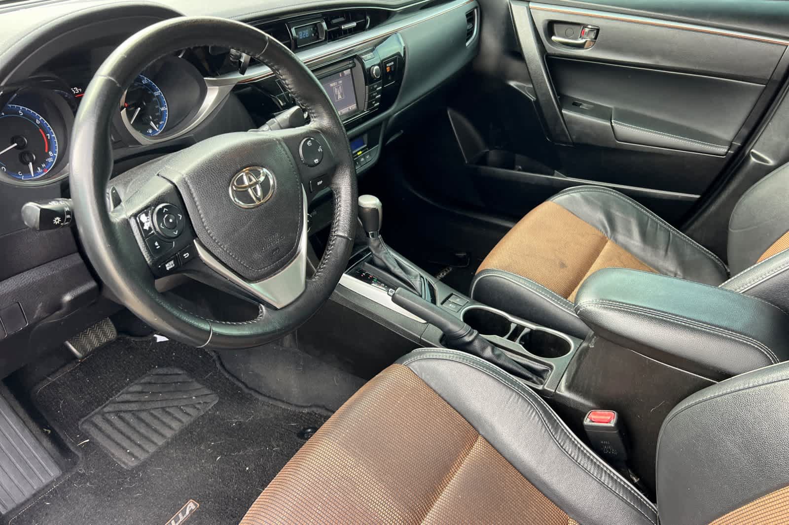 Used 2015 Toyota Corolla S w/ Body Protection Package #2 FWD image 9
