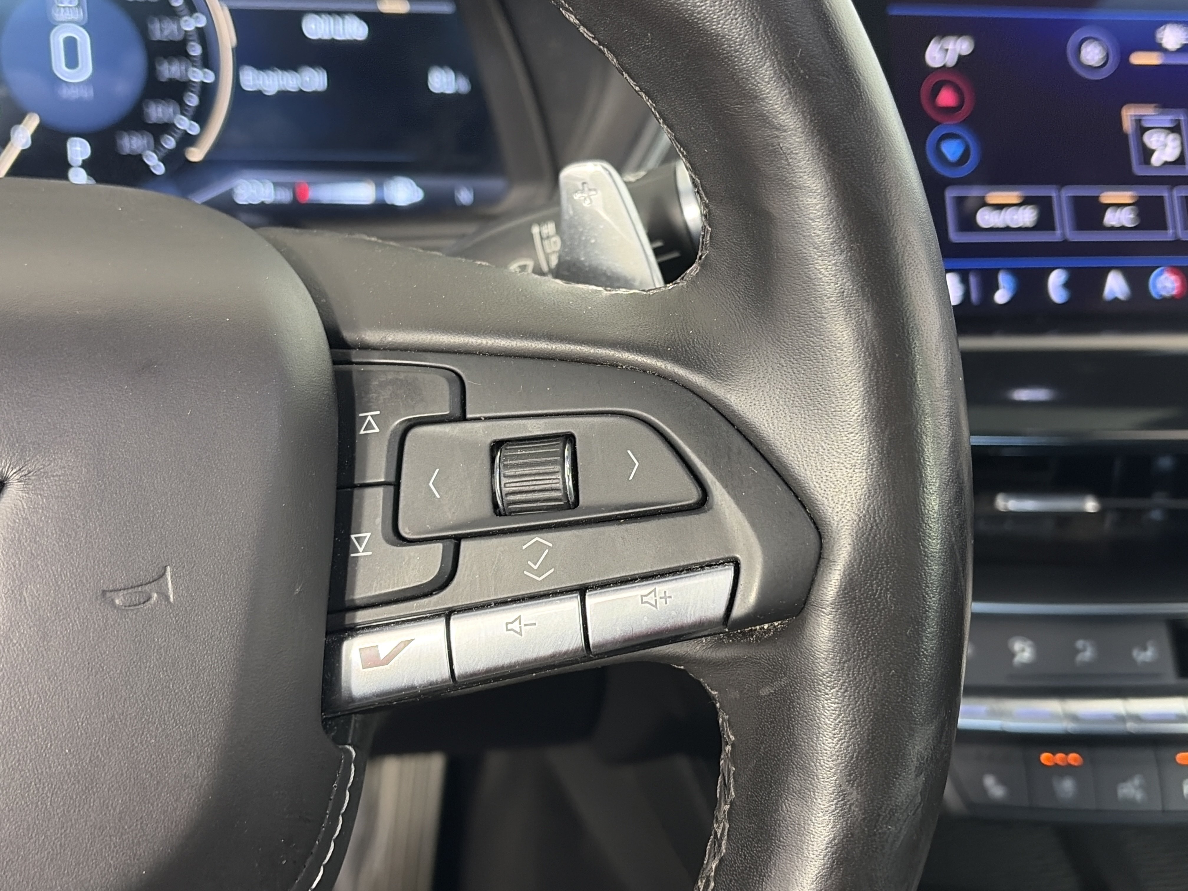 Used 2022 Cadillac CT5 V w/ Premium Package AWD/4WD image 32