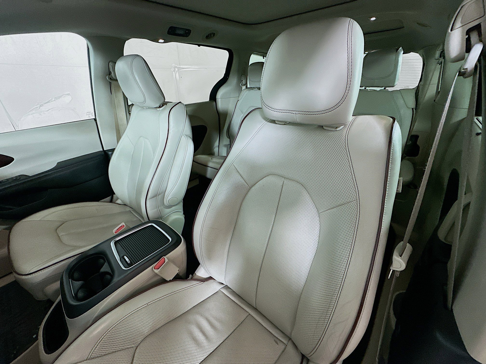 Used 2017 Chrysler Pacifica Limited w/ Advanced Safetytec Group image 20