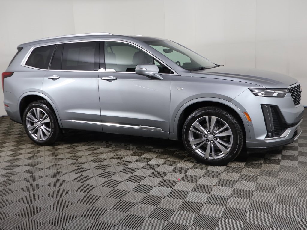 Used 2023 Cadillac XT6 Premium Luxury w/ Technology Package image 22