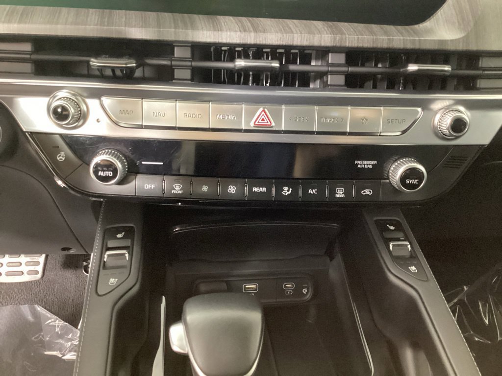 Used 2024 Kia Telluride SX X-Line AWD/4WD image 19