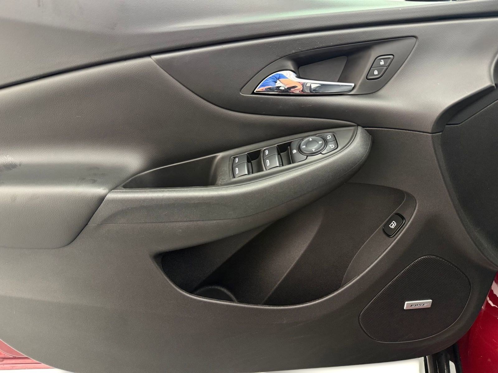 Used 2017 Chevrolet Volt Premier w/ Driver Confidence II Package image 11