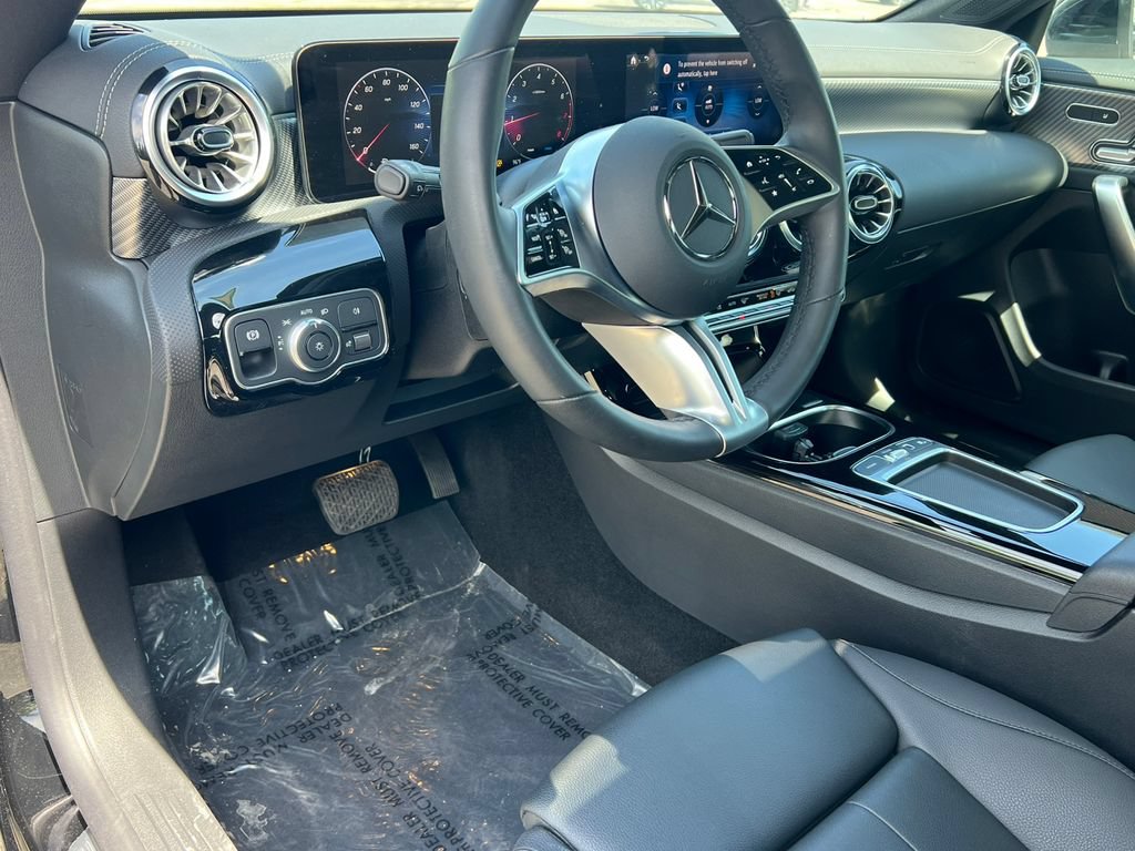 New 2025 Mercedes-Benz CLA 250 4MATIC image 11