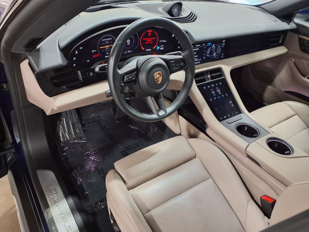 Used 2024 Porsche Taycan 4S image 3